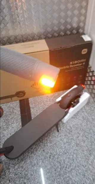 PATINETE ELÉCTRICO XIAOMI SCOOTER MI 4