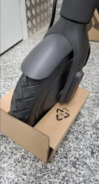 PATINETE ELÉCTRICO XIAOMI SCOOTER MI 4