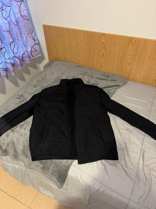 Chaqueta ligera negra buen estado