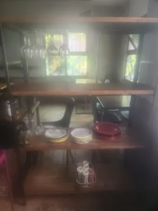 Estantería madera, metal y cristal