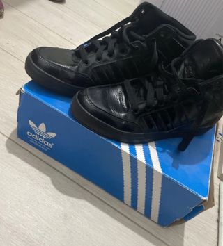 Scarpe Adidas alte nere usate pochissimo