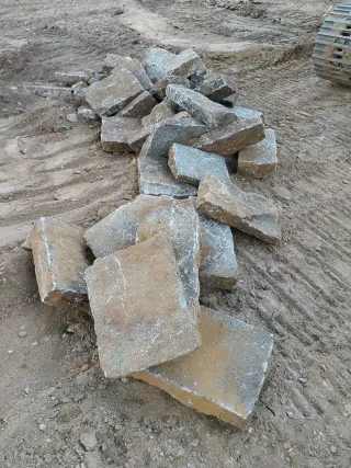 Piedras de granito para construcción.