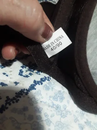 Sujetador con relleno marrón