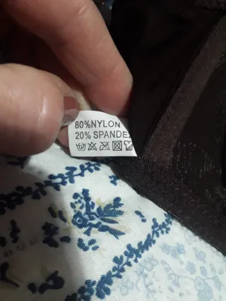 Sujetador con relleno marrón