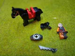 Lego Ninjago Minifigura + Cavallo Nero