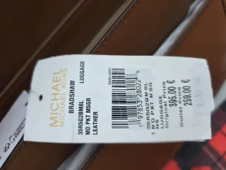 Borsa Michael Kors marrone con dettagli oro