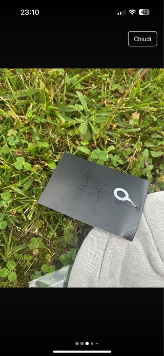 Cappello Arc'teryx Grigio Bianco