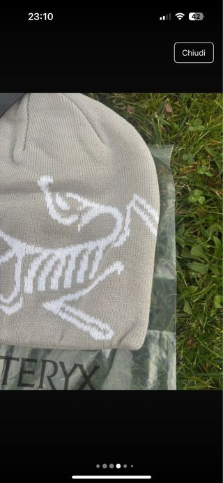 Cappello Arc'teryx Grigio Bianco