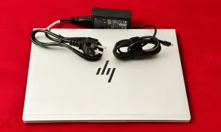 HP Elitebook 640 g11 - Pantalla táctil