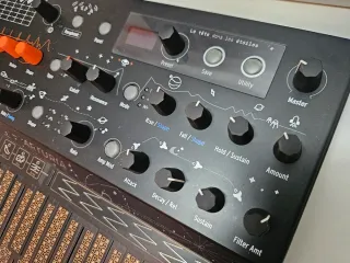 Arturia Microfreak Stellar