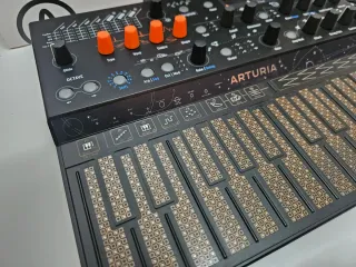 Arturia Microfreak Stellar