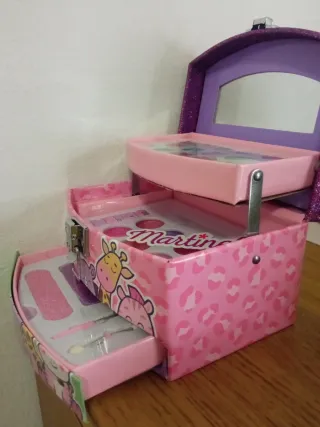 Caja maquillaje infantil