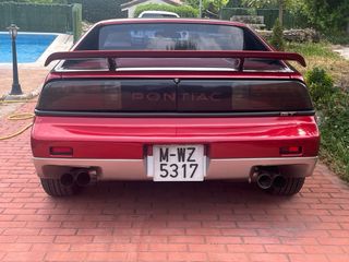 Pontiac Fiero GT