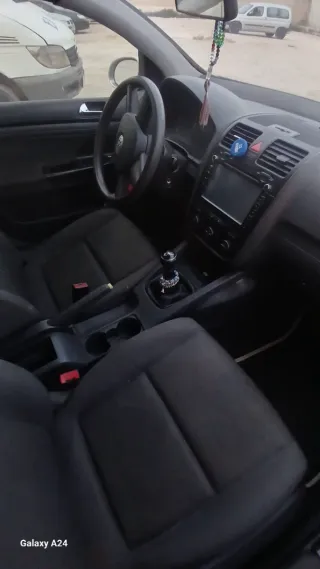 Volkswagen Golf 2005