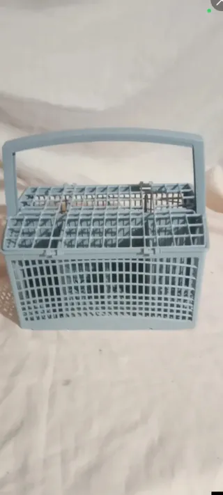 Cesta de  cubiertos para lavavajillas
