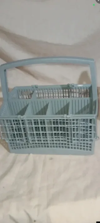Cesta de  cubiertos para lavavajillas