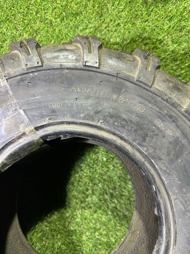 Neumático 19x7-8