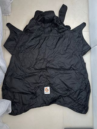 Mochila Ergobaby Adapt + Funda All-Weather