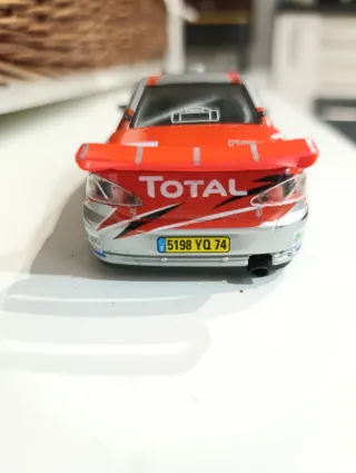 Coche Scalextric Peugeot 307WRC