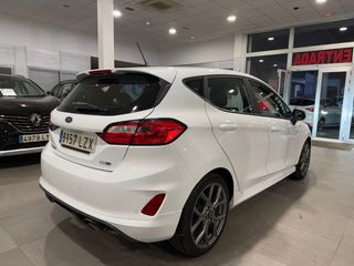 SOLO 179€ MES FORD FIESTA ST LINE 125cv 2022