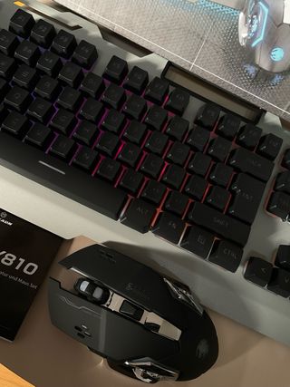Kit Teclado y Ratón GX810