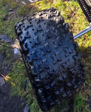 Neumático Maxxis Razr 2 medidas 20x11/9