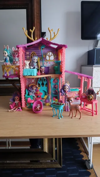 Casa de muñecas EnchanTimals