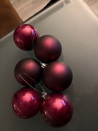 Bolas Navideñas color burdeos