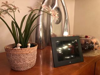 Marco de fotos digital negro