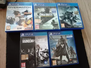 Giochi PS4: Overwatch, Destiny, Rainbow Six Siege
