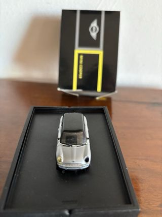 modellino di BMW MiniCooper da collezione