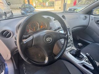 Toyota Celica VVTi 143CV