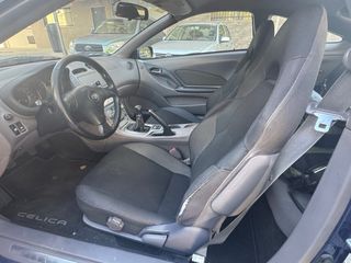 Toyota Celica VVTi 143CV