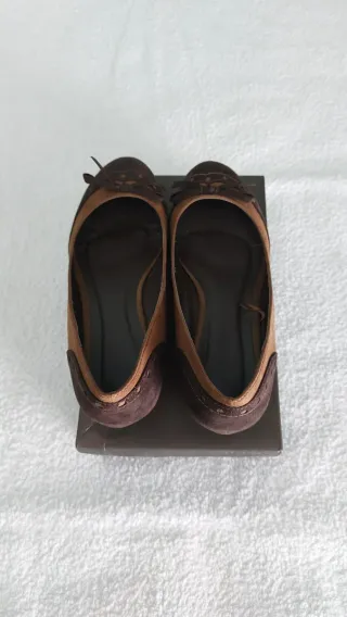 Salones marrones con lazo