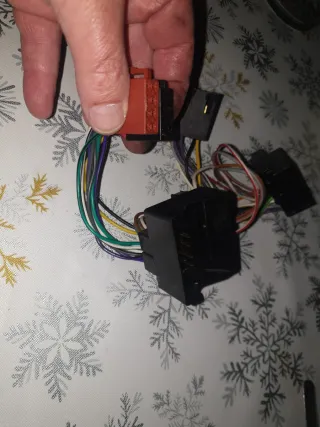 Adaptador Radio BMW a ISO