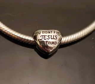 Charm Corazón Jesucristo Cruz Plata