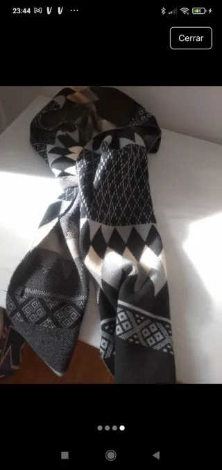 Bufanda geométrica Manuel Martin