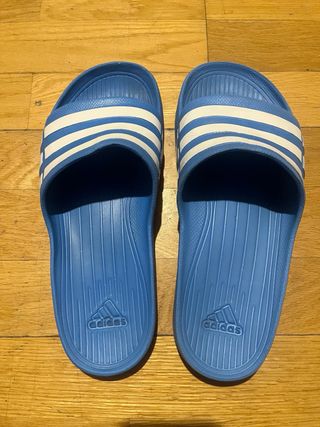 Chanclas Adidas Azules T8 (41-42)
