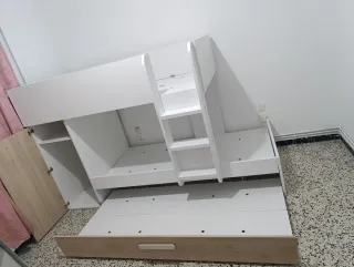 Cama tren de 3 plazas y armario