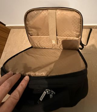 Mochila American Tourister Expandible Negra