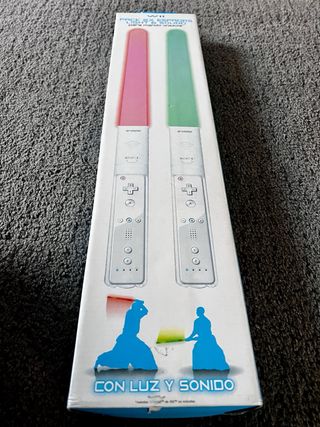 Para Wii 2 Espadas con Luz y Sonido Nuevas.