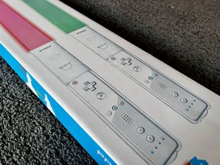 Para Wii 2 Espadas con Luz y Sonido Nuevas.