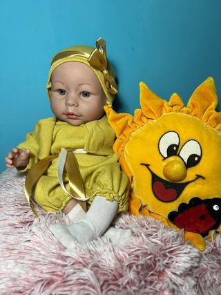 Bambola piangente  basta toccargli il pancino