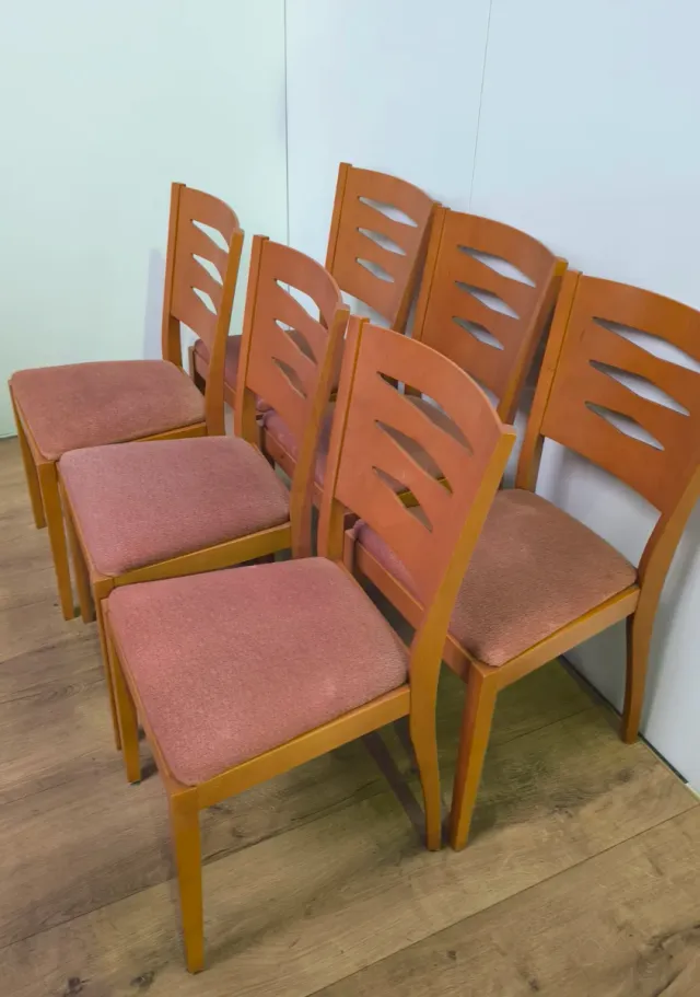 6 SILLAS  COMEDOR DE MADERA ACOLCHAD RESISTENTES