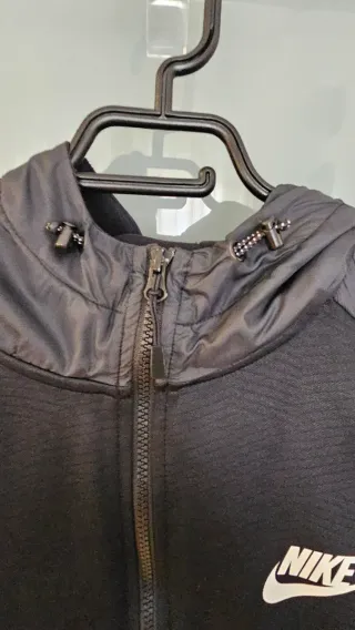Chaqueta Nike Talla XL Negra