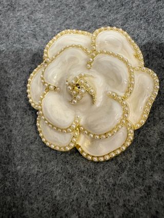 Broche Flor Vintage Perlas y Oro