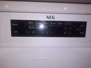 Lavavajillas AEG - Comprado en Mediamarkt