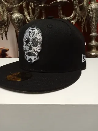 Gorra New Era 59Fifty Raiders Calavera 7.1/4