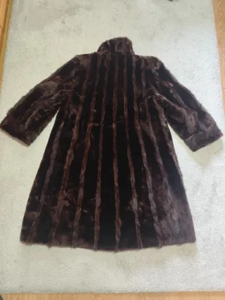 Abrigo de piel natural marrón