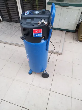 Compressor 50 LT Vertical Scheppach